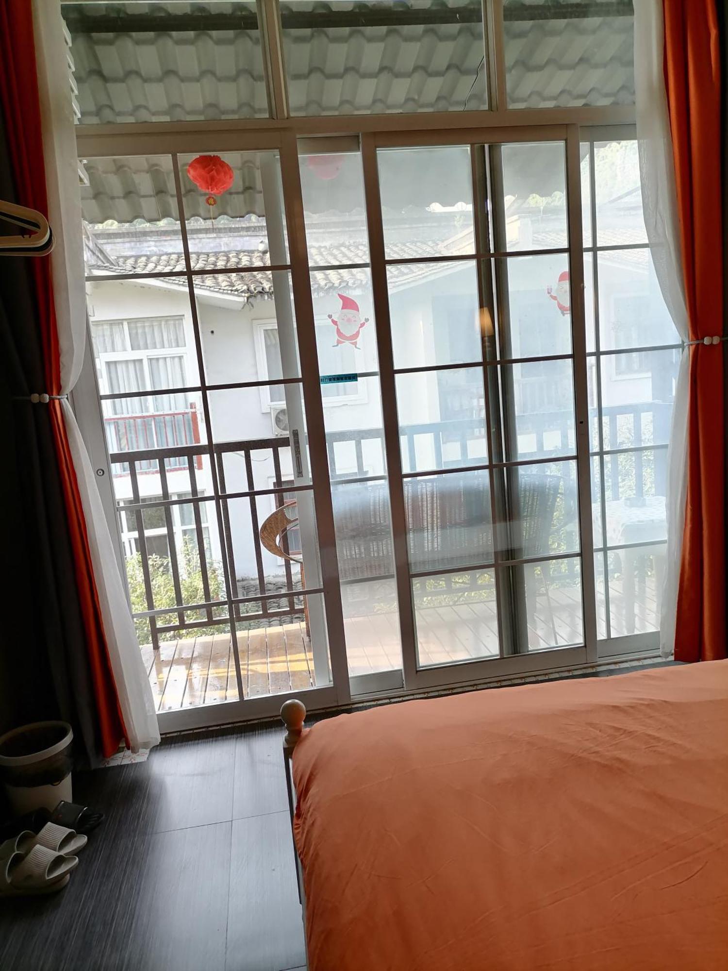 Lazzy Inn Yangshuo Exterior photo